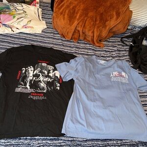 Fashion Nova Black and Blue Short Sleeve Tees